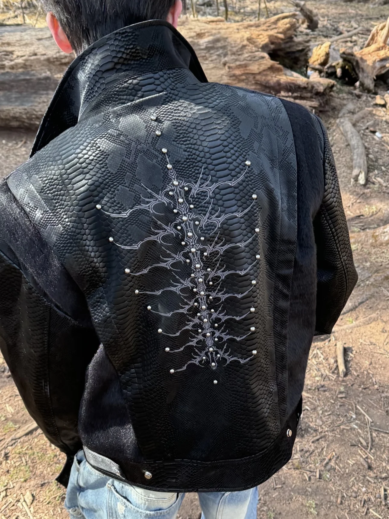 

American Sle Snake Spine Rivet Embroidery Design PU Leather Jaet Men Women Autumn Winter Cool Windbreaker Top