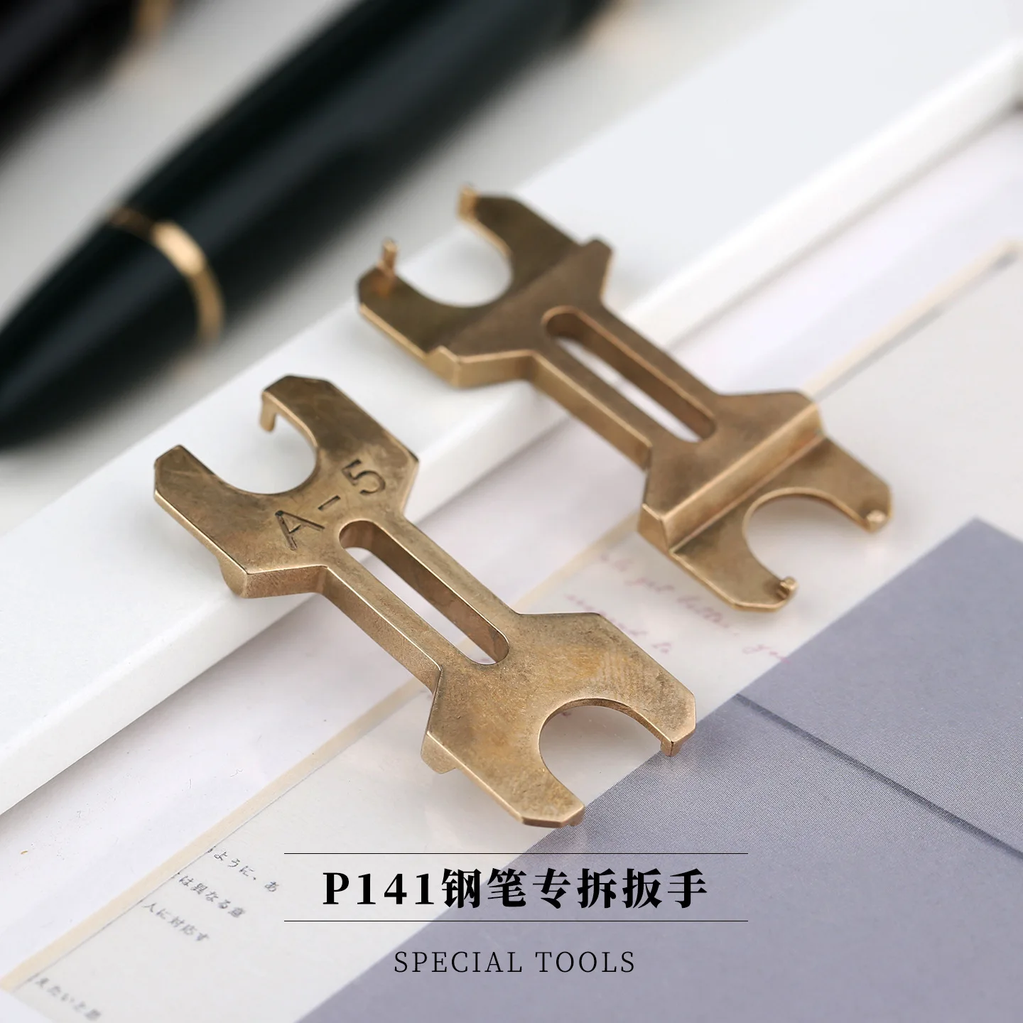 

Moonman Final Craftsman P141 Pen Piston and Special Removal Tool for Nib Group (mainly To Disassemble No. 8 Nib Group)