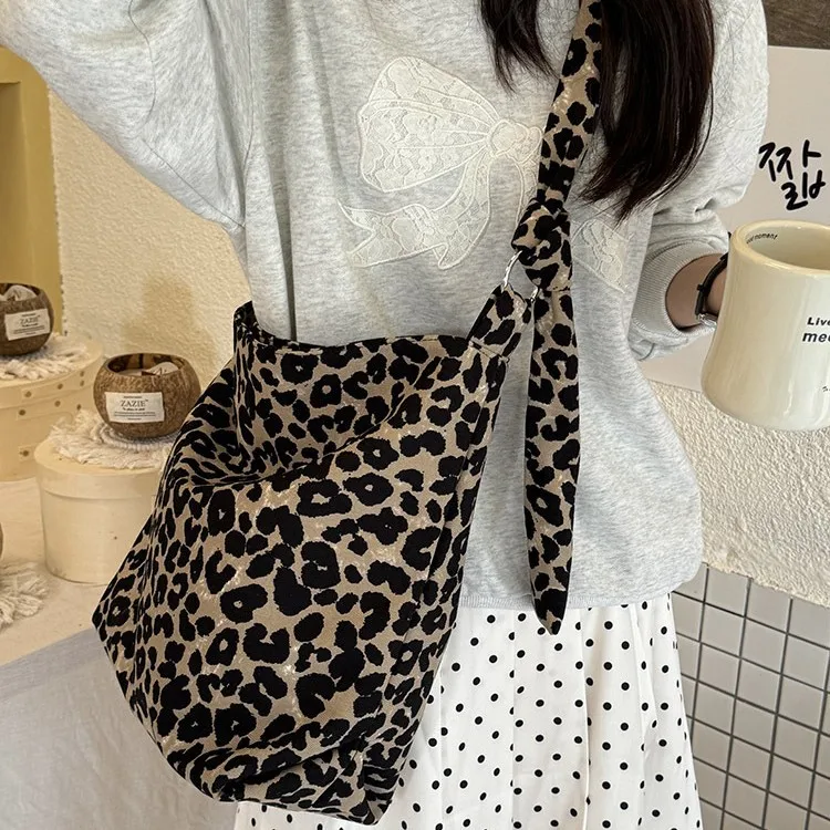 

Classic Women's Leather Crossbody Bag Handbags - Shoulder Tote By Famous Designer for Elegant Ladies Popular Style