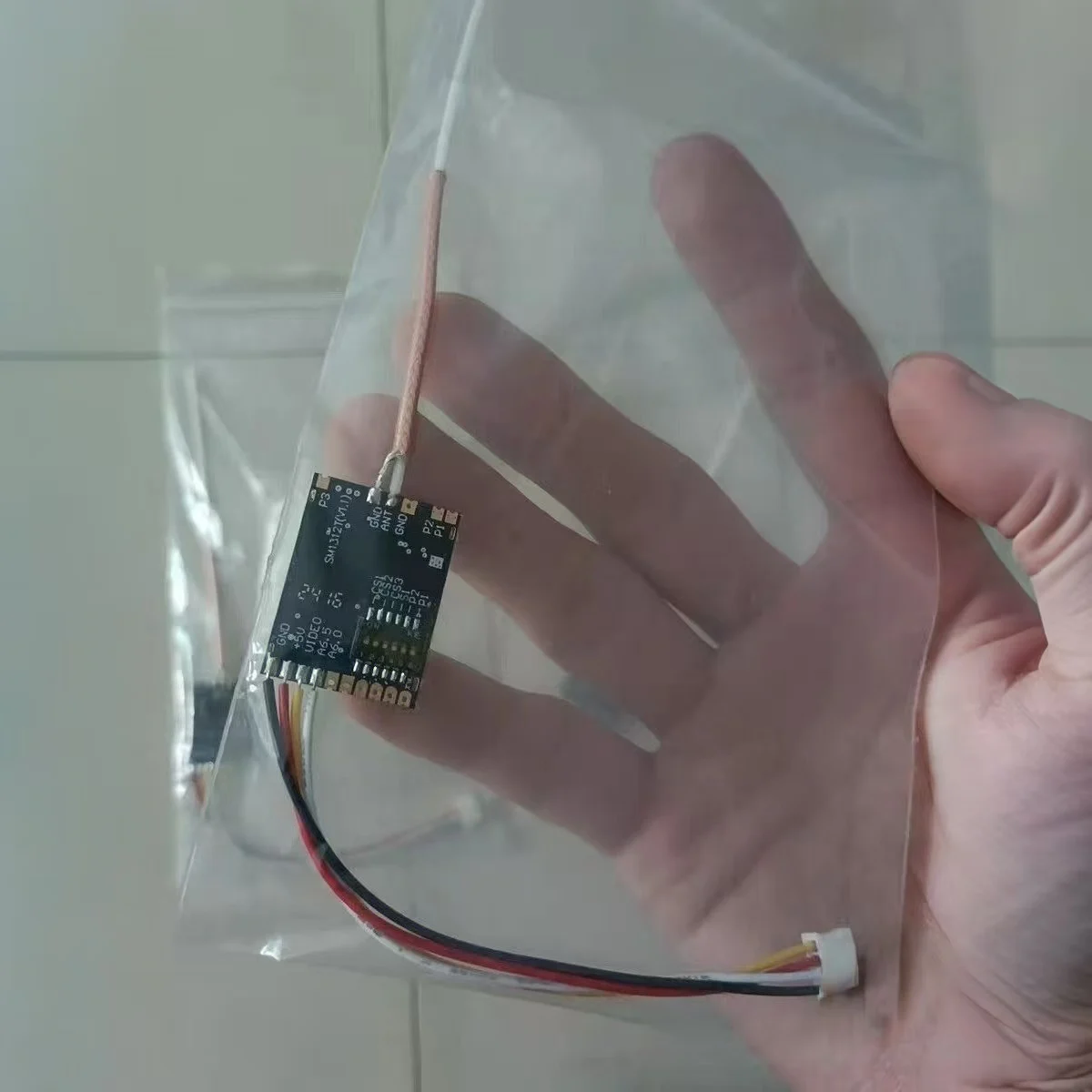 

1600mW 1.2GHz Wireless Audio Video Transmitter Module 16CH 5V-5.4V Input 1120-1360MHz Image Transmission for FPV Drone Parts