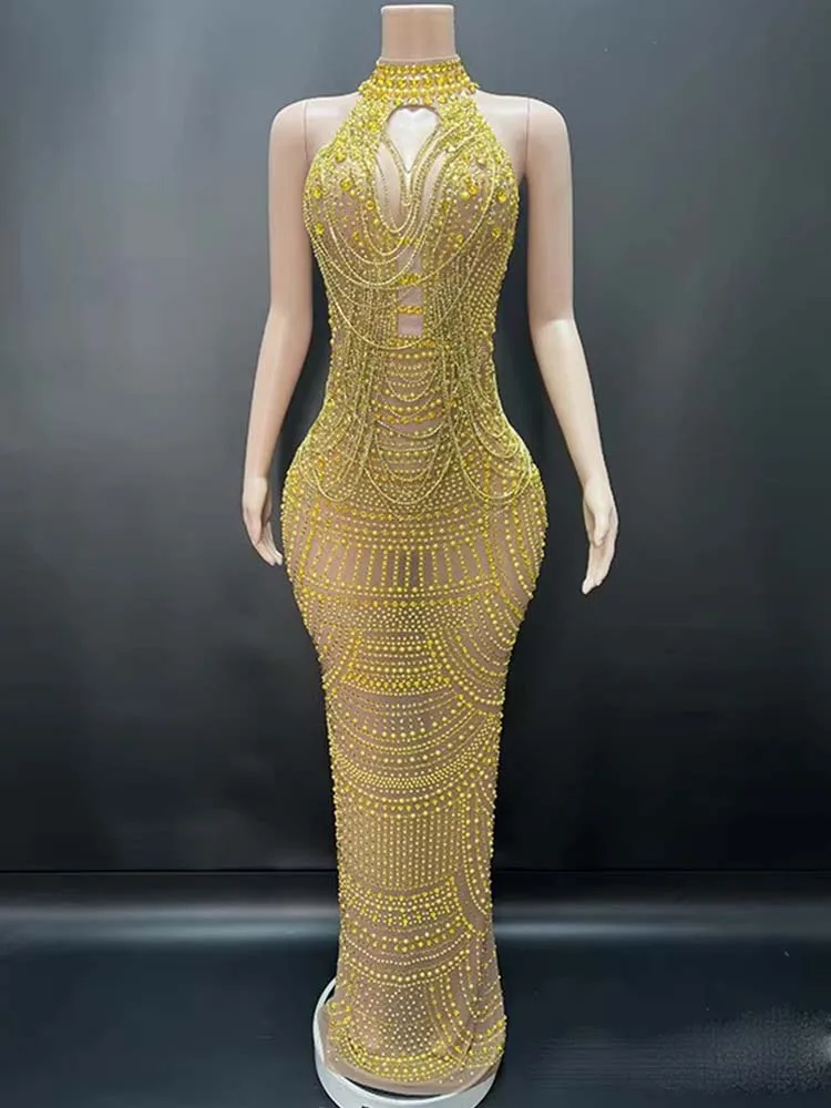 ชุดเดรสยางยืดแบบโปร่งลายลูกปัดคุณภาพสูง ดีไซน์เซ็กซี่แบบคล้องคอ ประดับพู่ห้อย แฟชั่นใหม่ปี 2025 เสื้อผ้าผู้หญิงสั่งตัดได้