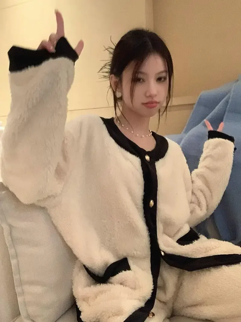 Conjunto de pijama de franela para mujer, ropa de dormir de terciopelo más grueso, cálido, con paneles, suave, moda coreana, combina con todo