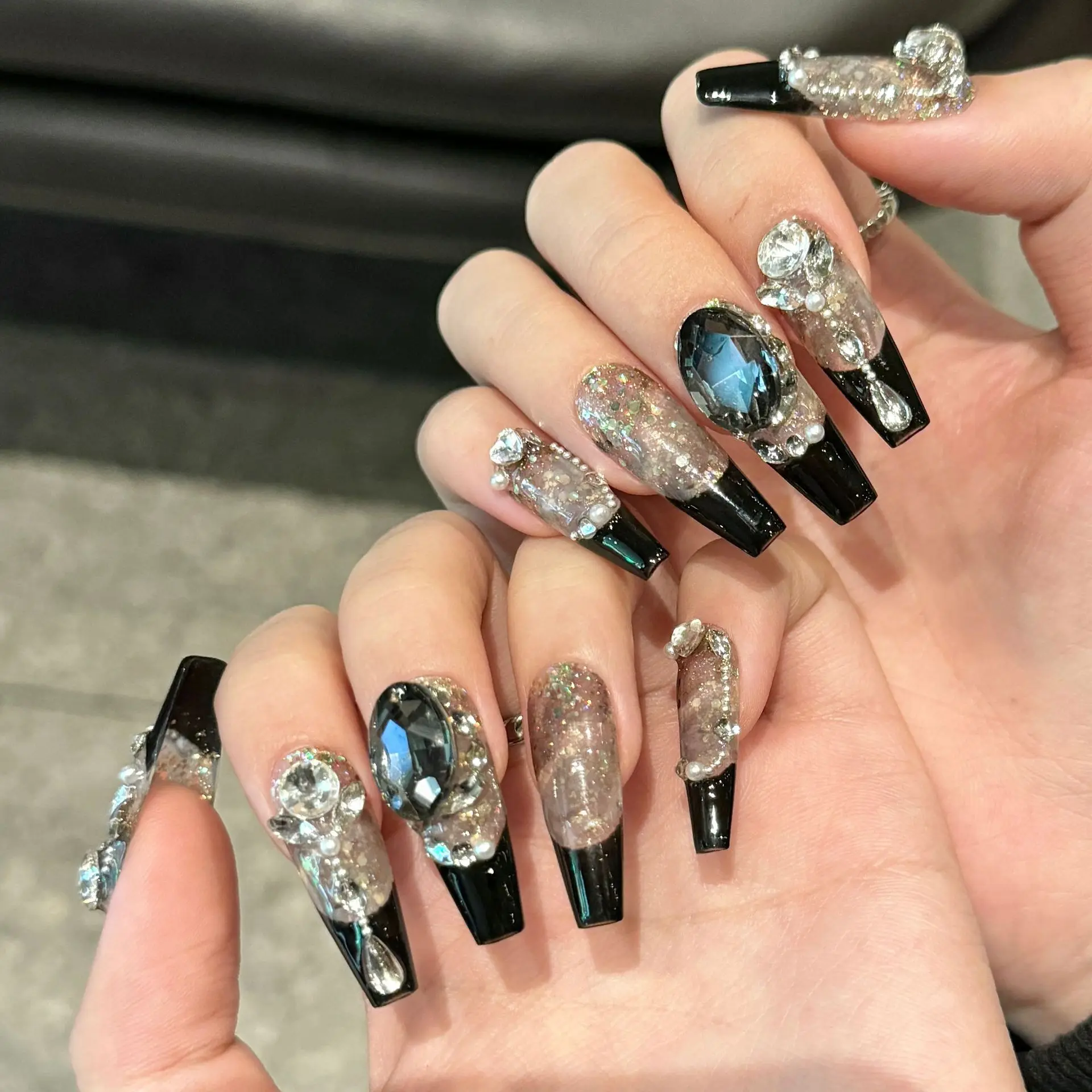 

10Pcs Long Ballet False Nails with Jelly Glue Black French Handmade Fake Nail Y2K Rhinestone Design Nail Art Tips Press on Nails