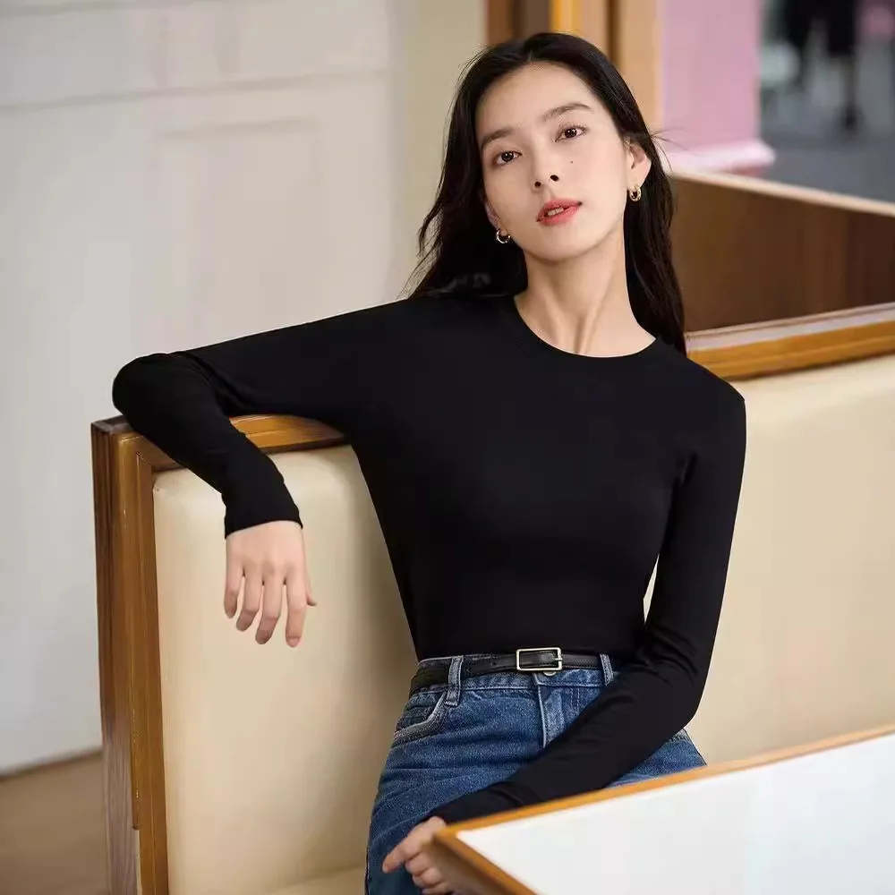 Top wit slim-fit ondershirt dames 2024 lente en herfst nieuwe basic effen kleur met lange mouwen alles met elastische T-shirts