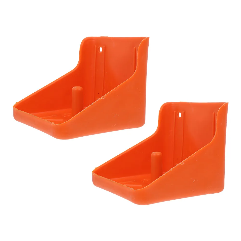 2Pcs Livestock Salt Lick Holder Heavy Duty Pe Fodder Box for Sheep Cattle Mineral Block Feeder with Anti Skid Bottom Salt Brick