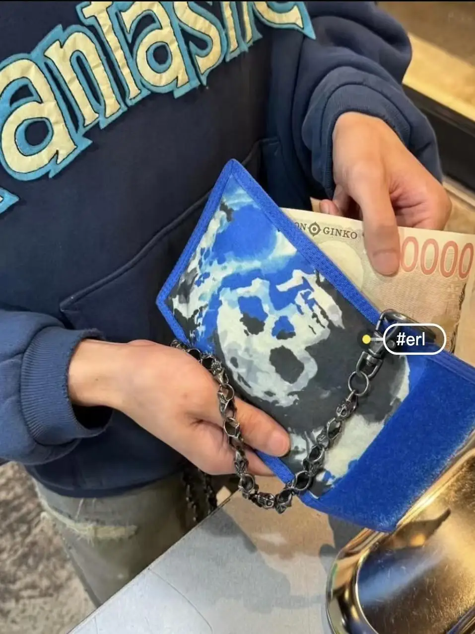 cartera-unisex-de-uso-diario-con-cadena-y-monedero-erased-erl-24fw-california-blue-skull-head-cuirass-de-ude-blue-mood