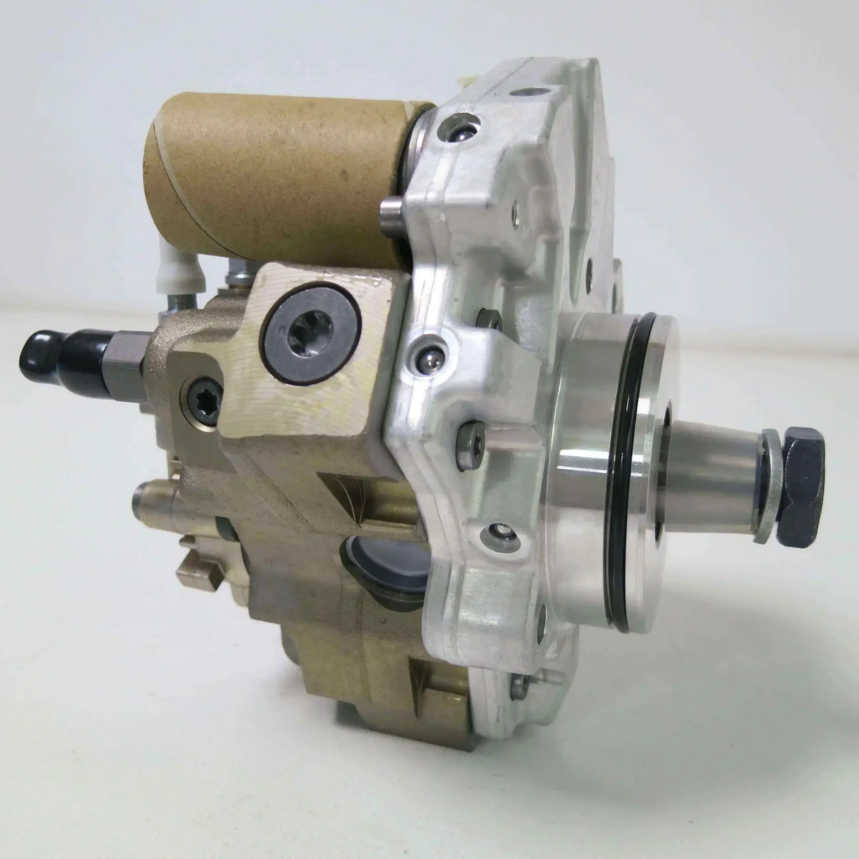 Factory Supply Original  Engine Isf3.8 Qsb6.7 Fuel Pump 5256607