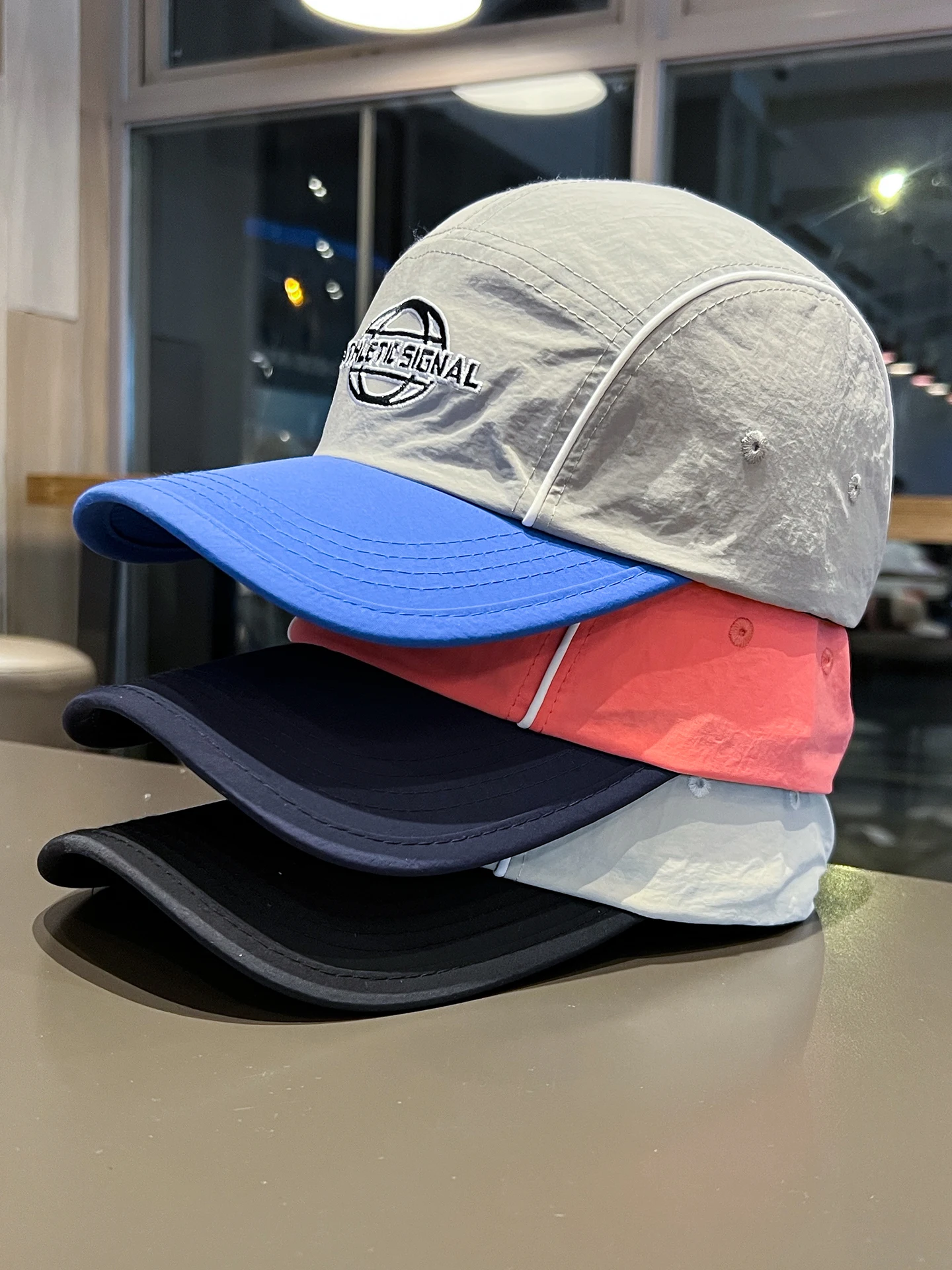 قبعة كتلة الألوان للرجال والنساء صيفية خفيفة الوزن وسريعة الجفاف وقابلة للتنفس قبعة بيسبول رياضية للجري في الهواء الطلق #1