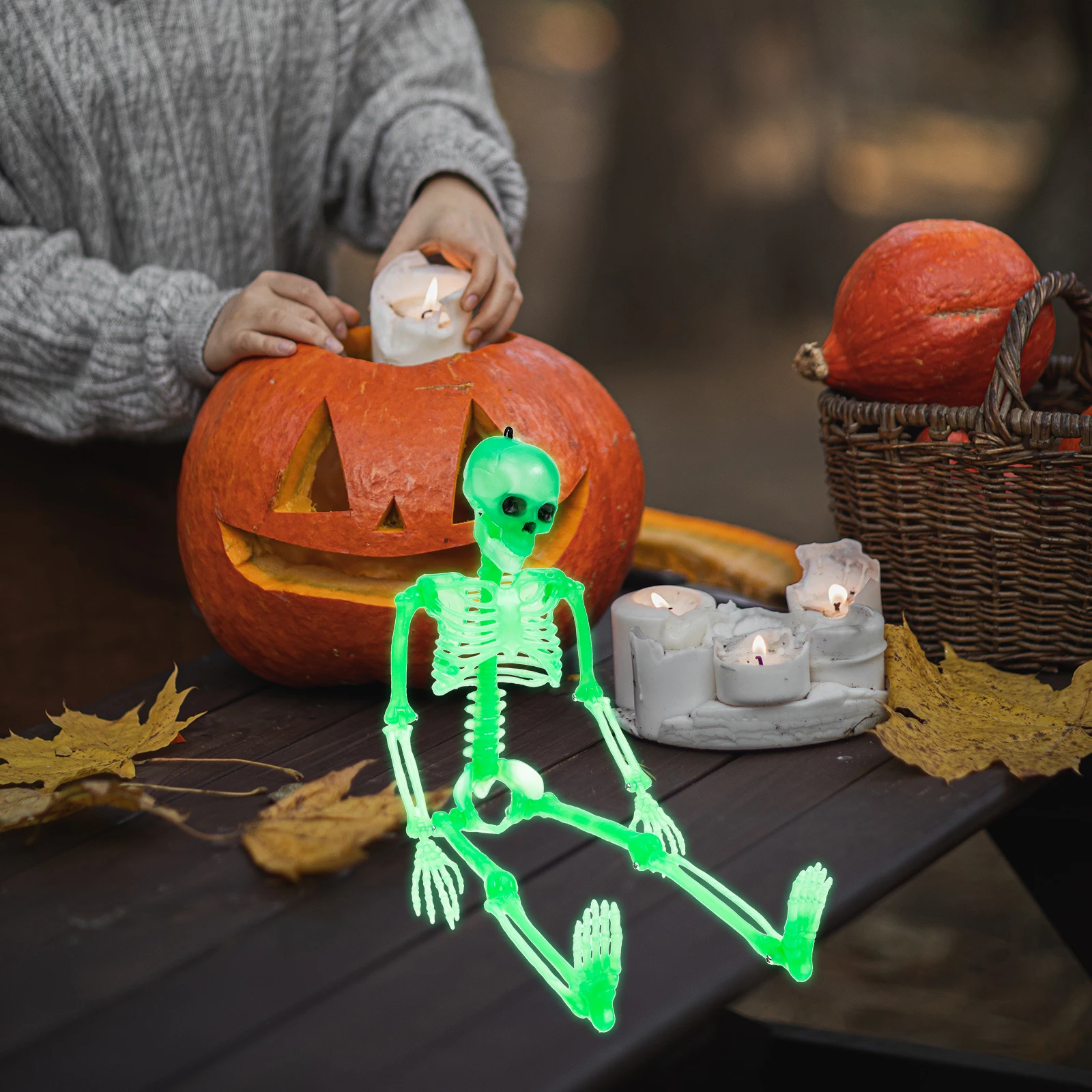 

Luminous Skull Pendant Hanging Luminous Decoration Creepy Halloween Decor Ghost Stylish Prophaunted House Plastic