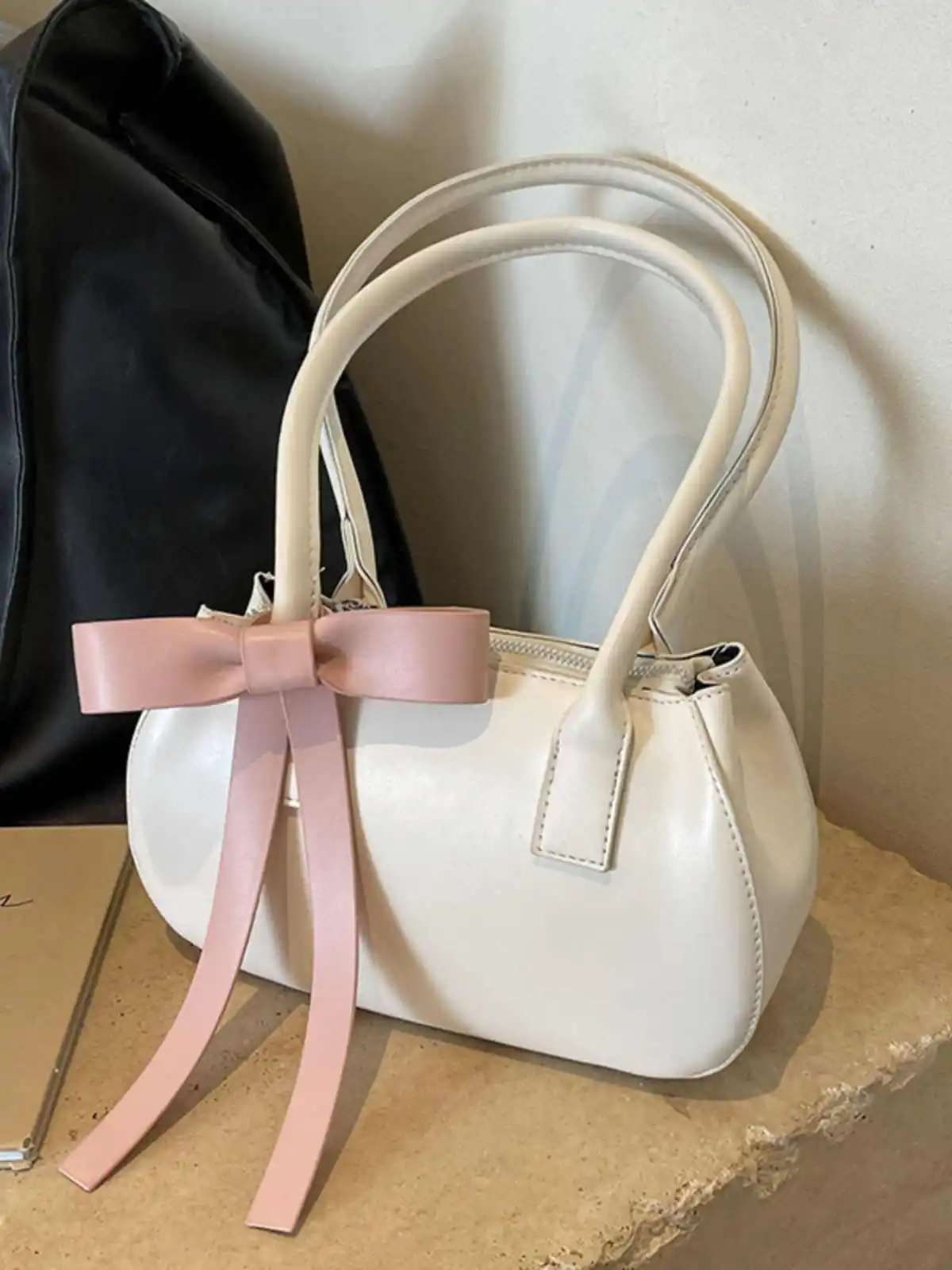 

French Niche Design Women's Underarm Bags New Chic Bow Versatile Commute One Shoulder Bags High-grade Texture Female Handbags