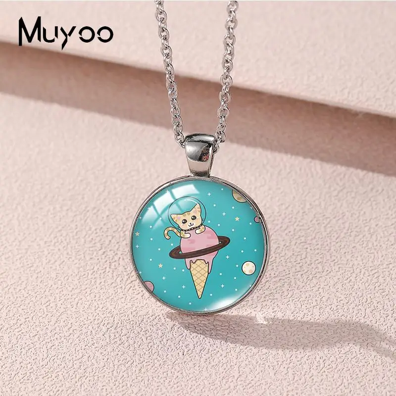 2023 New Planet Cat Pendant Necklace Animal in Solar System Round Photo Necklaces Glass Dome Jewelry Gifts