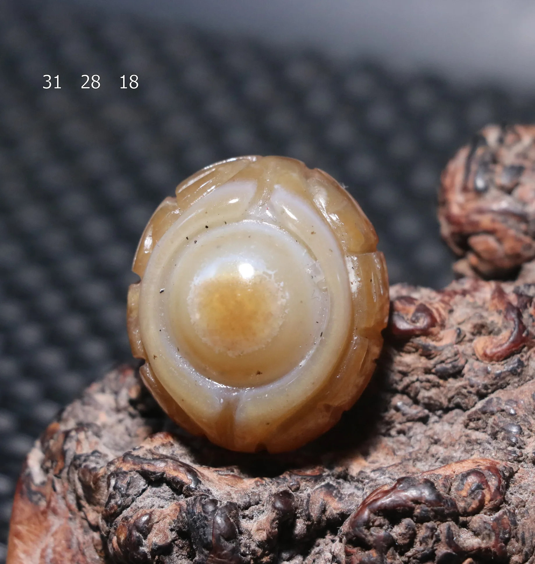 

H1123 Magic Power Tibetan Agate Colorful Scultural Big Fortune Goat Eye Heaven Eye dZi Bead Pendant 3A Amulet Talisman Treasure