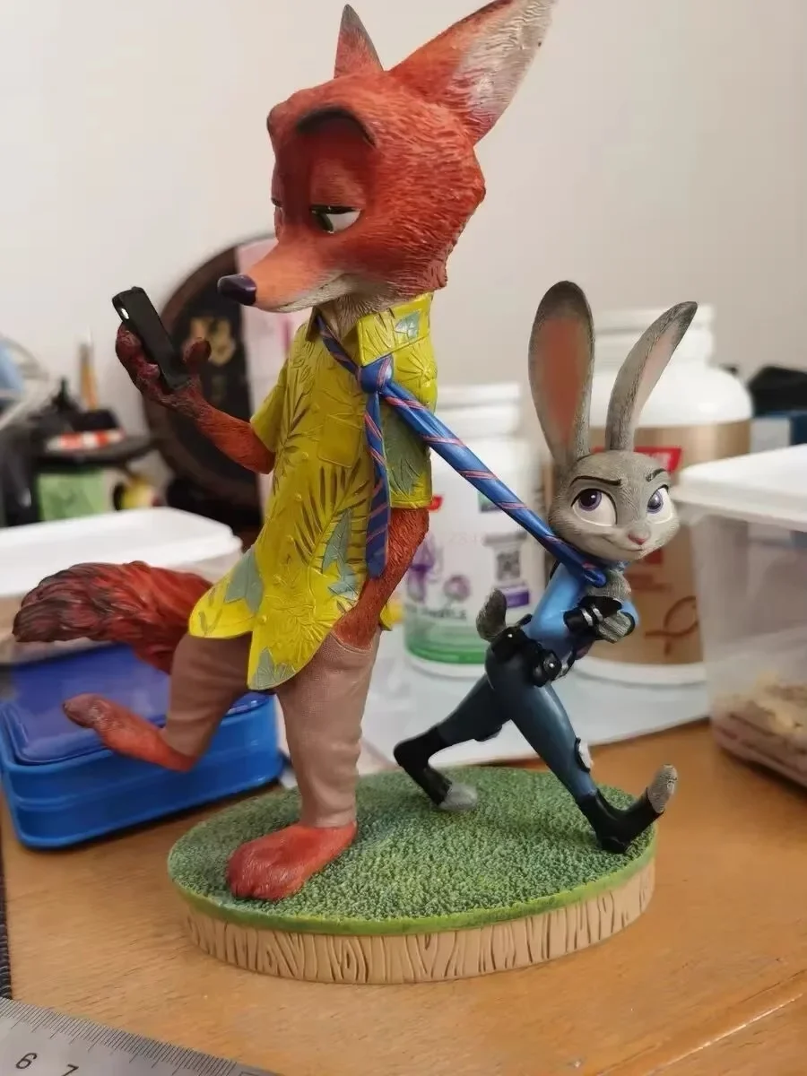 New Disney Cartoon Zootopia Nick Judy Statues Model Toys 19cm Ornaments Collectible Figures Doll Birthday Gifts For Toys