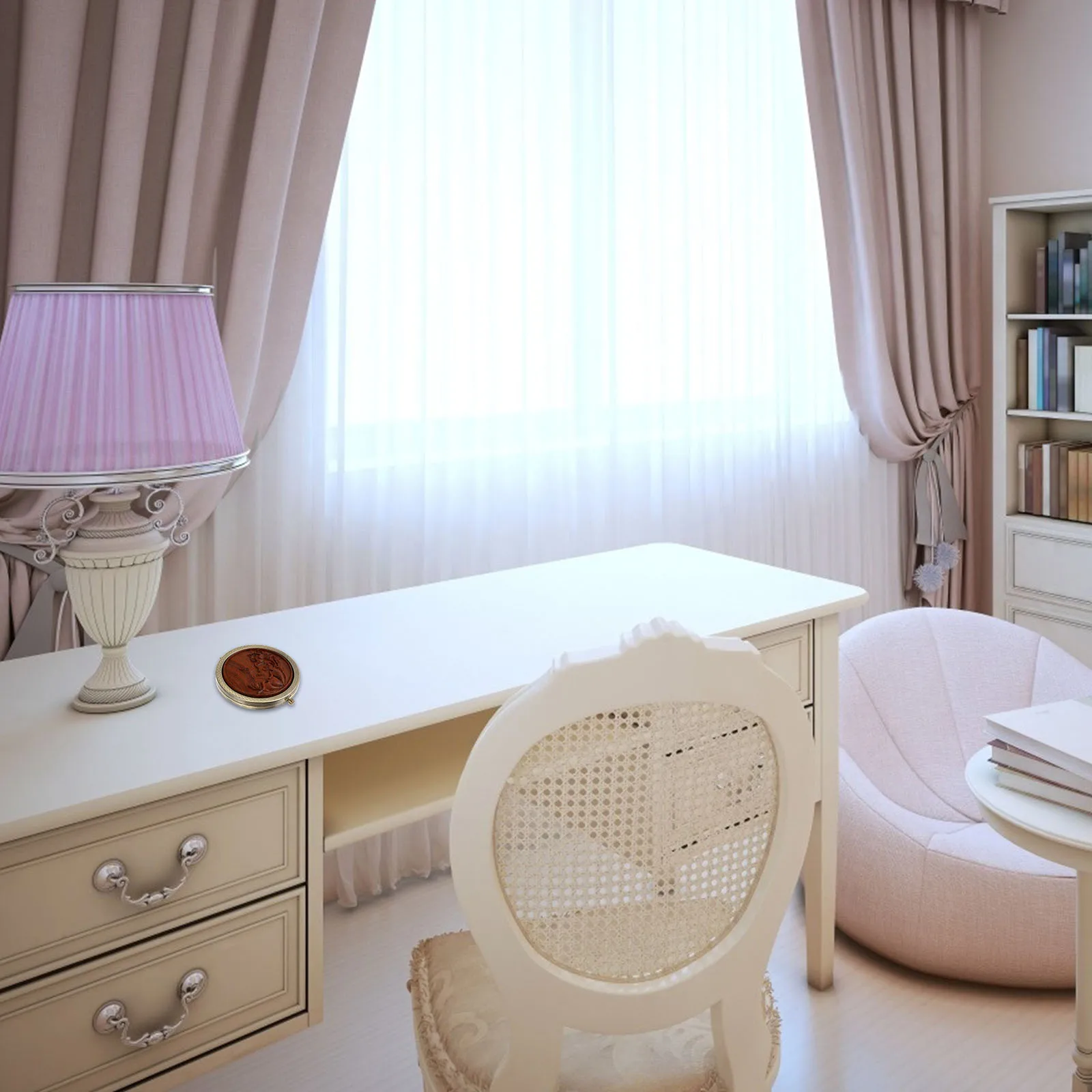 مرآة مكياج محمولة مدمجة قابلة للطي للنساء أداة تجميل صغيرة مستديرة للسفر خشبية منحوتة على الطراز العتيق #1