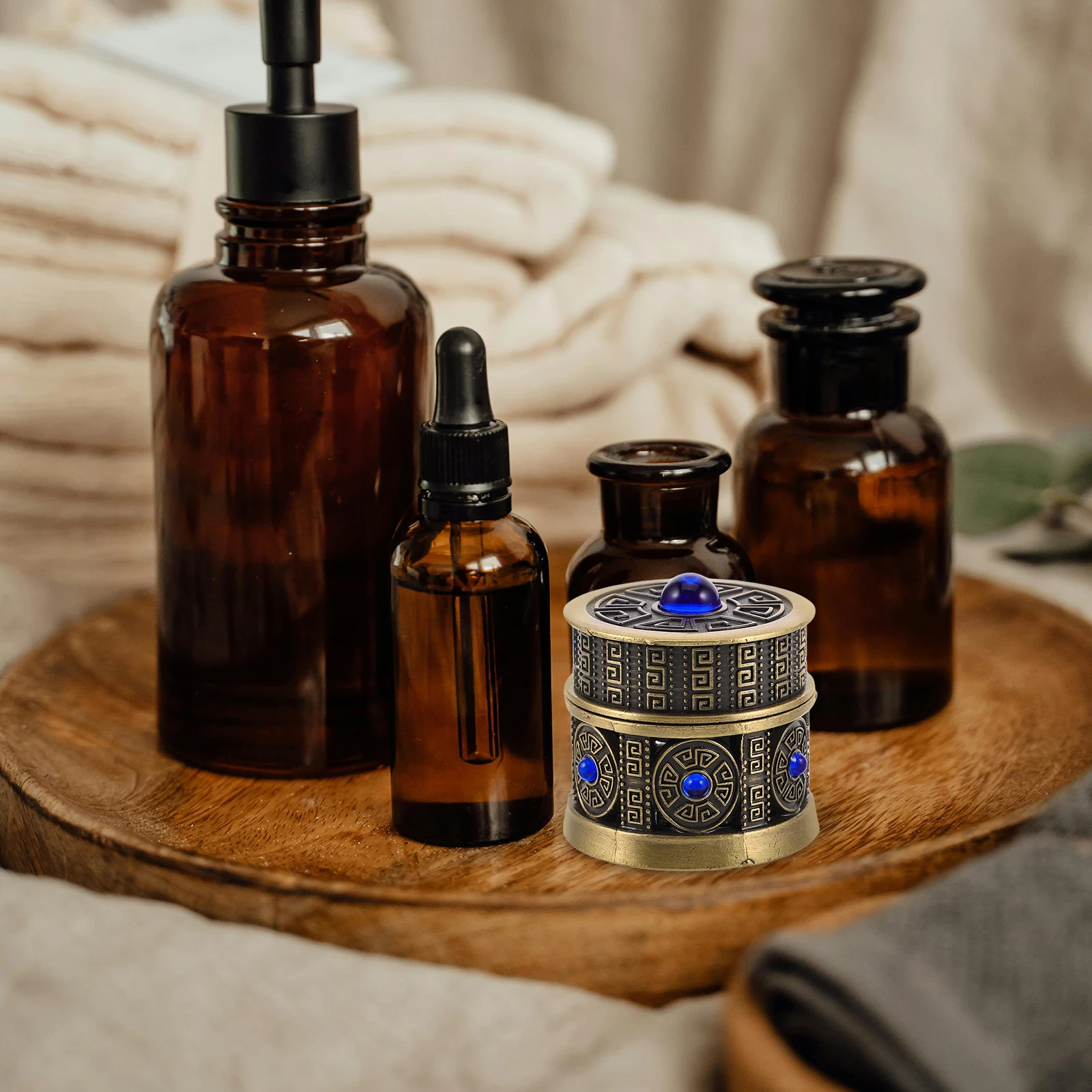 

Portable Cream Jar Container for Travel Empty Bottle Skincare Glass Jar with Metal Lid Small Leakproof Luxury