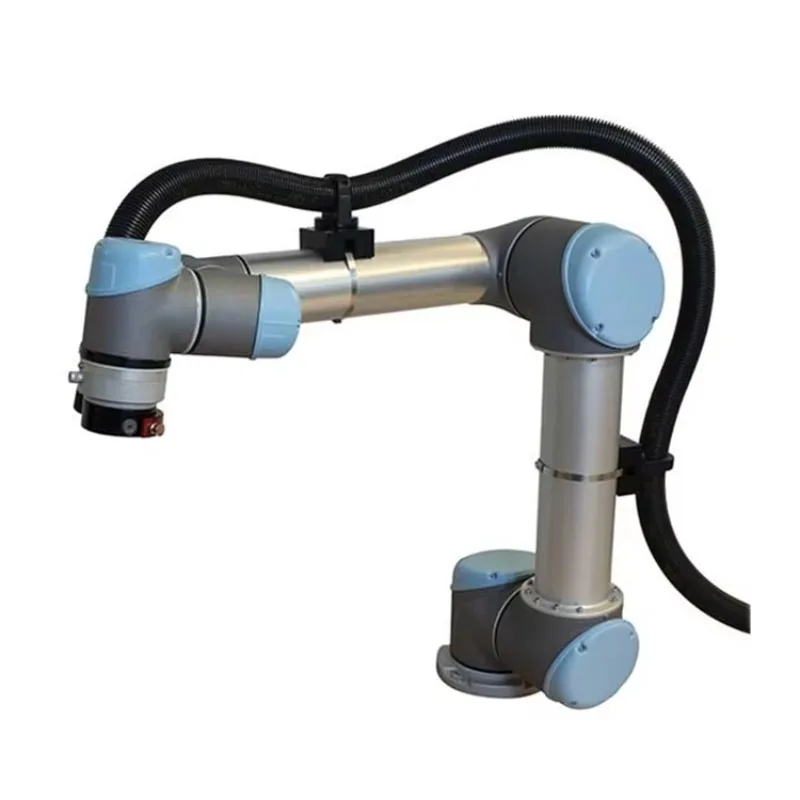Universal Robo Tic …