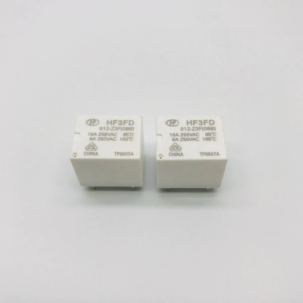 HF3FD-012-Z3F (088) One set of conversion 5-pin 10A250VAC Hongfa relay white shell 12VDC