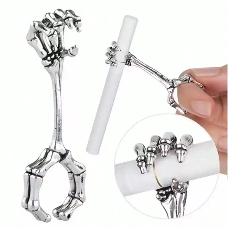 

1 piece/Retro Skeleton Hand Cigarette Case - Alloy Ring-style Cigarette Holder, a cool smoking accessory suitable for both men a