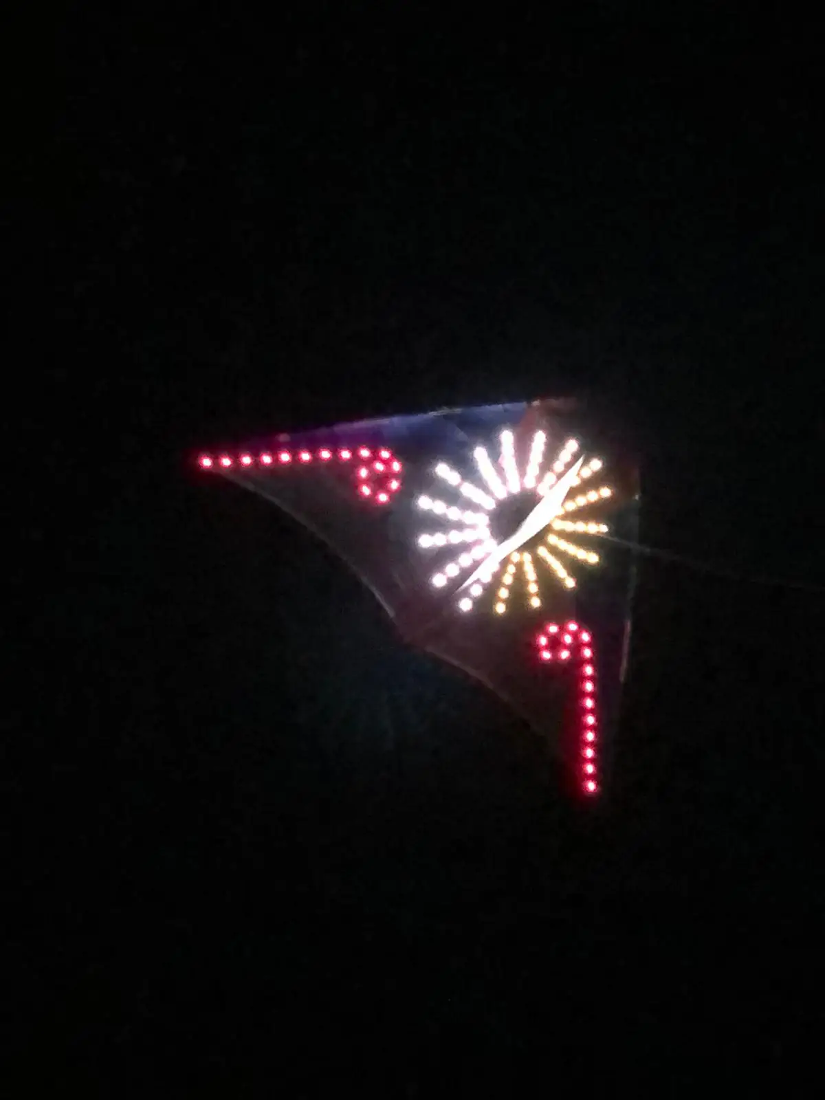 DUŻY Delta LED trójkątny latawiec pająk zmieniający się diament 544 parasol ripstop materiał pokazowy latawiec rurki ogon płaski ogon nocny lot