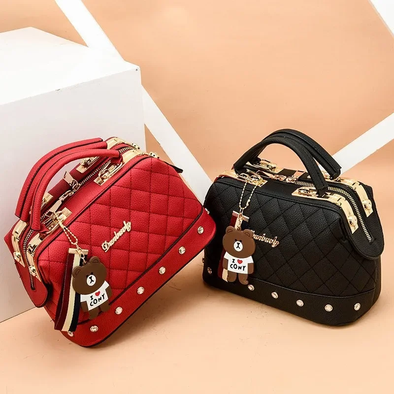 Bag Women New European and American Fashion Women\'s Bag Lingge Small Fragrant Handbag Boston Shoulder Bags