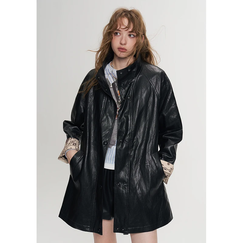 ELFSACK Women's Black Outerwear with Waist Tie & Hidden Placket, Paisley Lined Contrast Cuff Coat, Casual Everyday Jacket