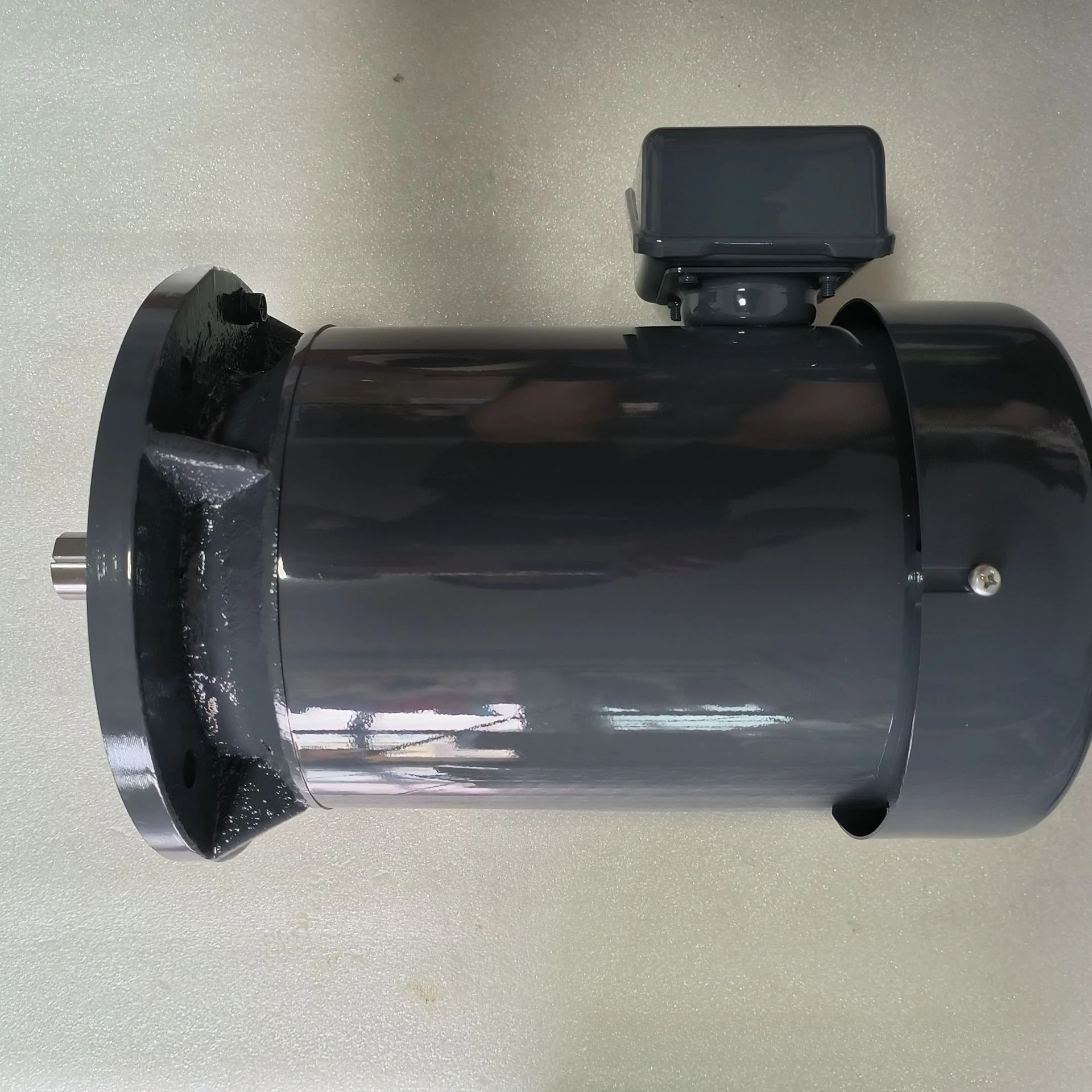 Motor   1.5KW 200V reducer, gearbox