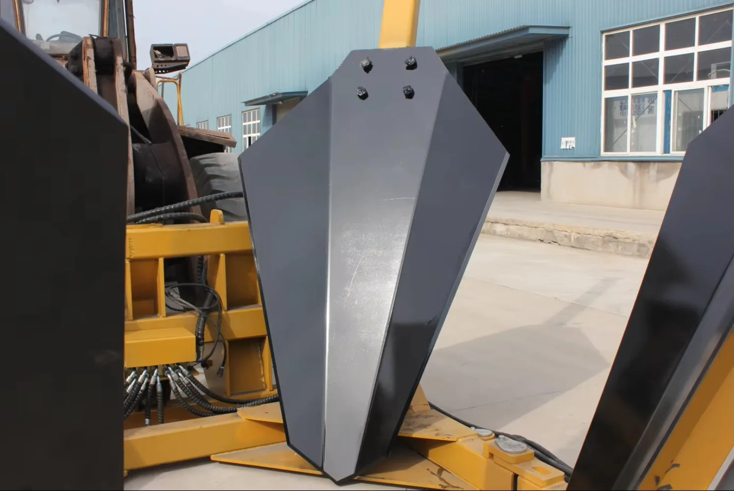 Picture 5: Hot Sale Wheel Loader Tree Transplanter Tree Removal