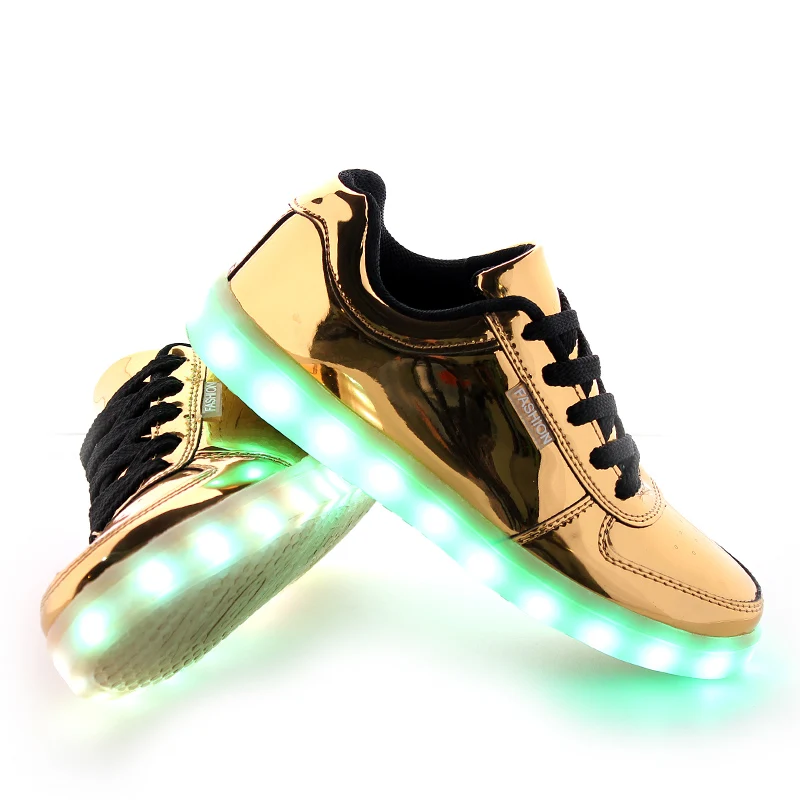 Women's Lights Shoes Light Up Holiday Sneakers Comfortable Men's USB Charging Children's Casual Shoes Lace Up Low Top Board Shoe