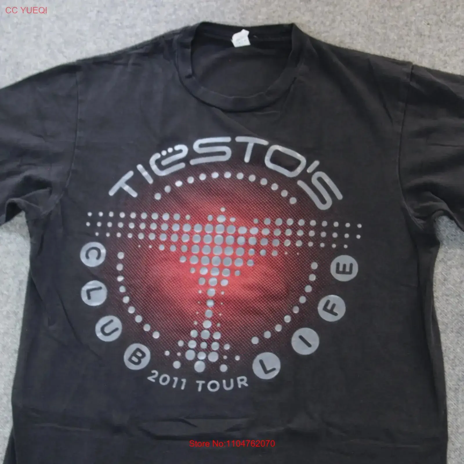Tiesto EDM DJ T Shirt M 2011 Tour CLUBLIFE Trance House Concert
