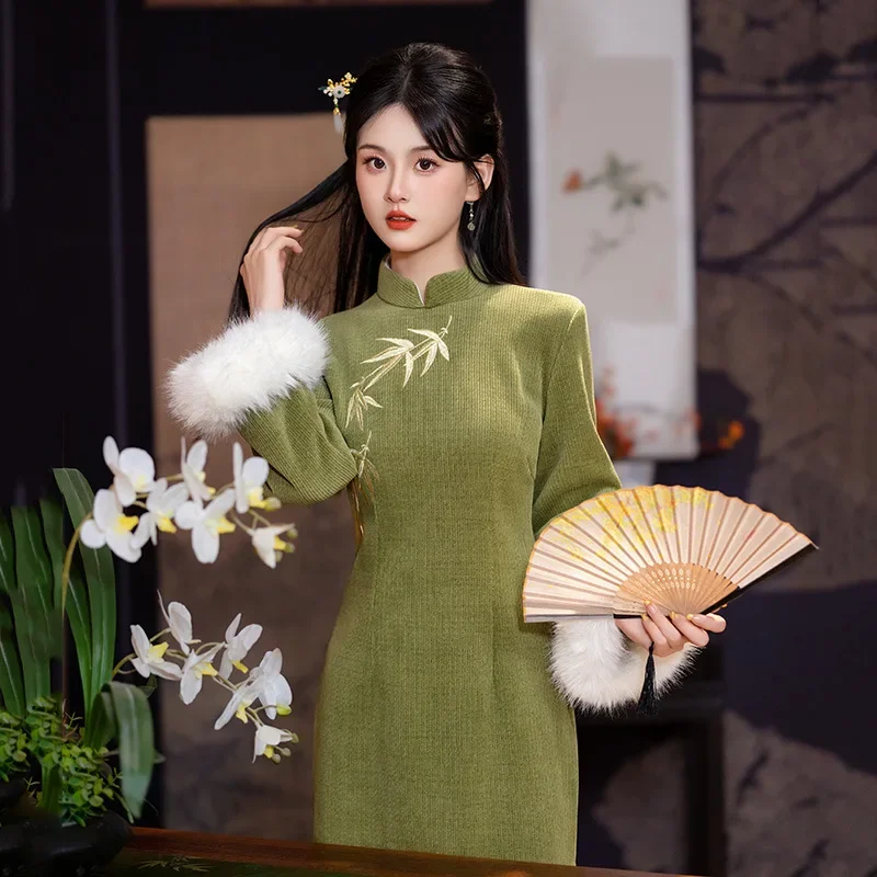 Bordado verde grueso invierno estilo chino largo modificado Cheongsam Retro de manga larga mujeres jóvenes vestido Qipao