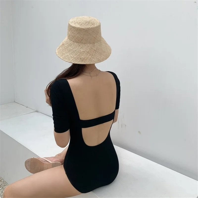 Minsu 2025 Nuevo traje de baño conservador de una pieza sin espalda para mujer, bikini de aguas termales retro adelgazante y que cubre la barriga