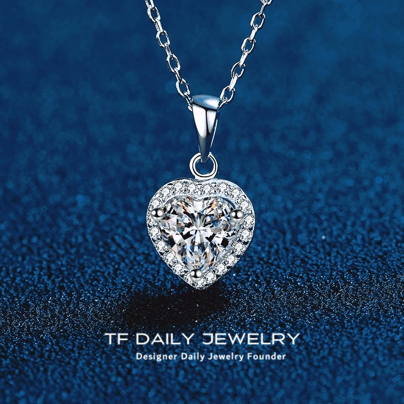 

Simple 18K White Gold Necklaces for Women Anniversary Heart Shaped 1ct Moissanite Diamond Collarbone Chain Pendant Fine Jewelry