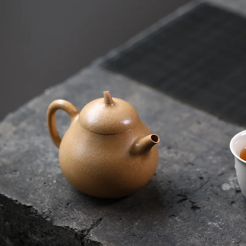 Wholesale delivery, Yixing authentic purple clay pot raw ore section mud handmade teapot tea set gift eggplant pot190ml