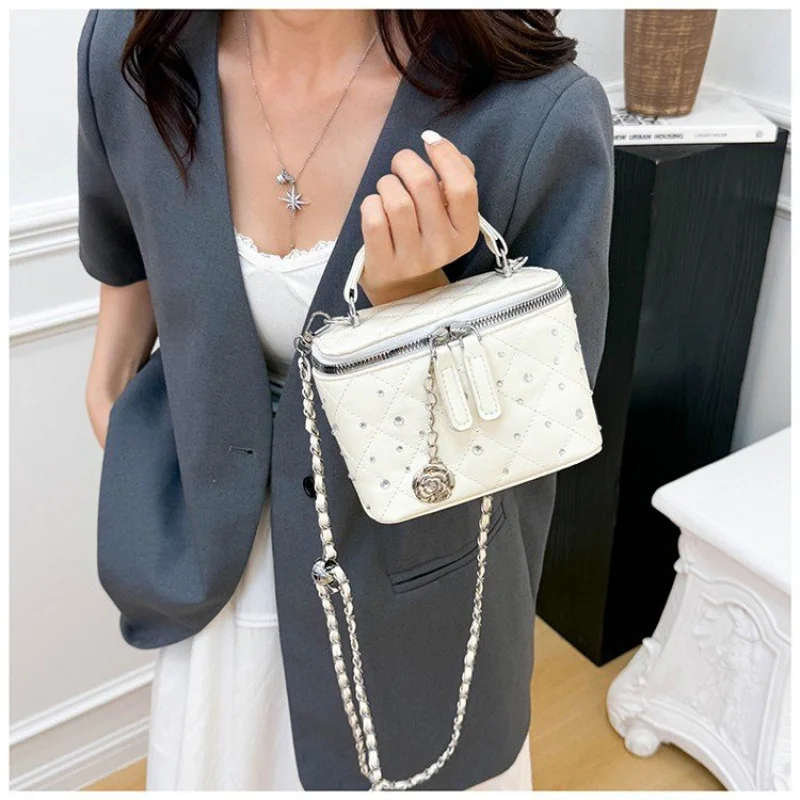 

Элегантная кожаная сумка для женщин: классический стиль, модный дизайн, повседневная, простая, винтажная, через плечо