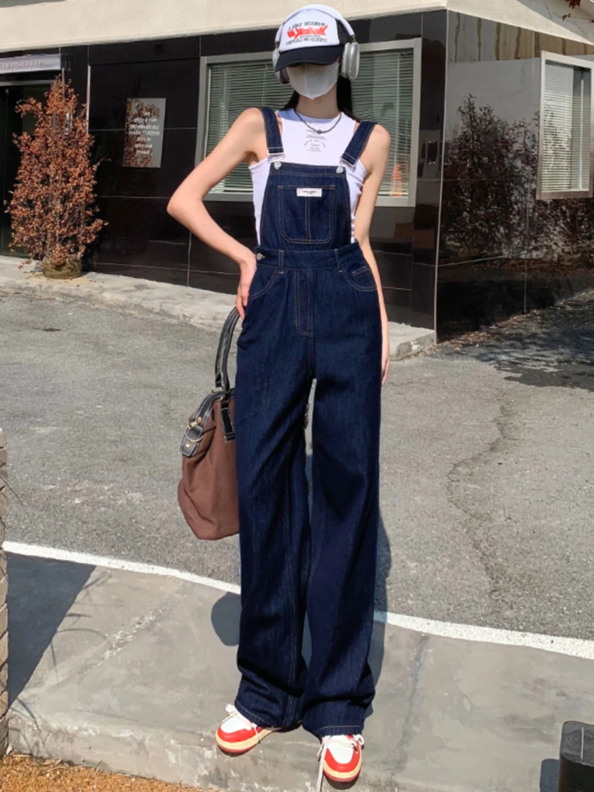 

High Waist Wide Leg Denim Overalls Women's Loose Fit Versatile Casual Jeans Pants Anti-Wrinkle Maintains Shape for All Seasons