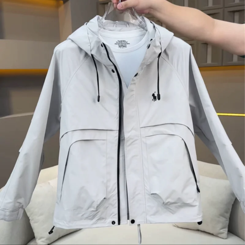 

Faionable Casual Men's Hooded Jaet Long Sve Outerwear Autumn New Arrival Polyester Fabric Anti-Wrinkle Treaent