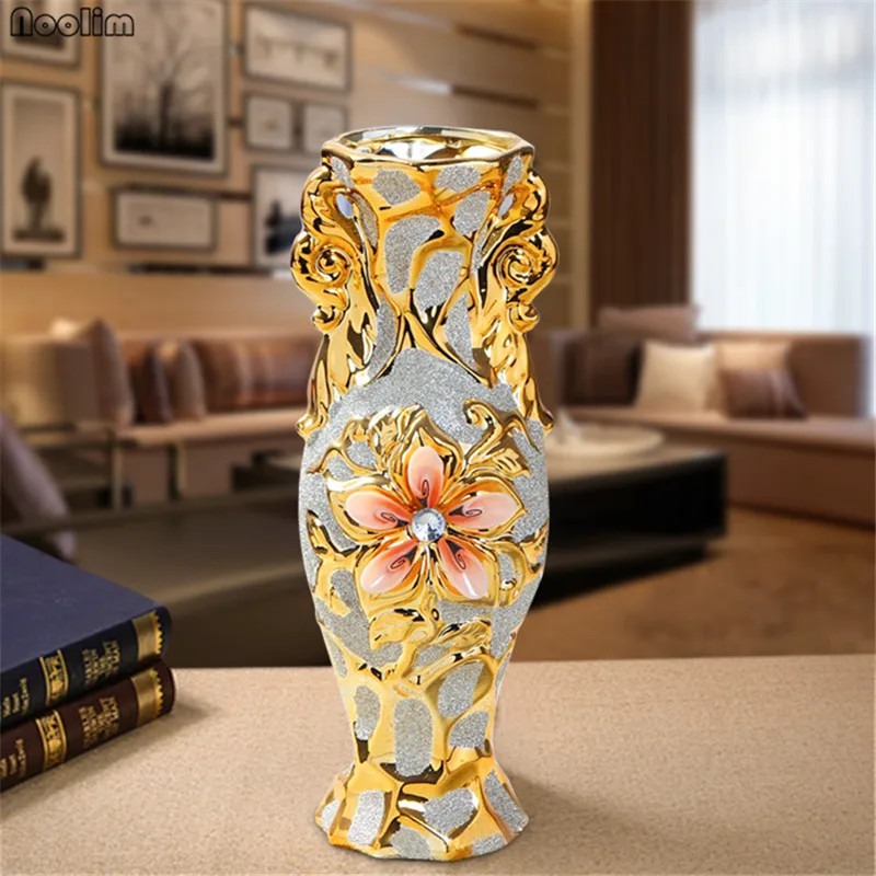 European Gold-plated Cream Porcelain Vase Retro High-grade Ceramic Vase Room Study Corridor Family Wedding Decoration