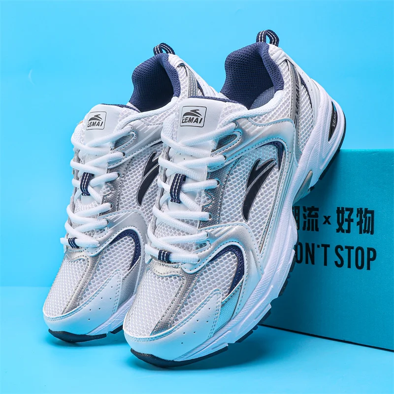 

КроссовкиПростые спортивные туфли на подкладке, Аккуратный дизайн, Универсальный стиль