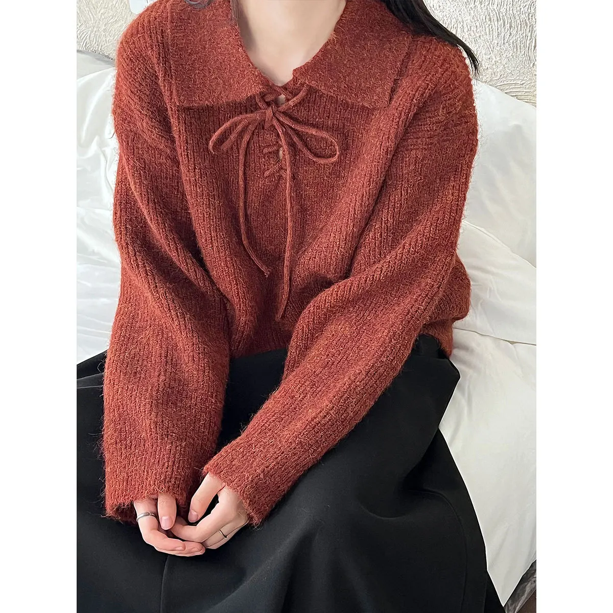 

Soft and sticky wool collar tied knit sweater for women's autumn new Korean lazy sweater