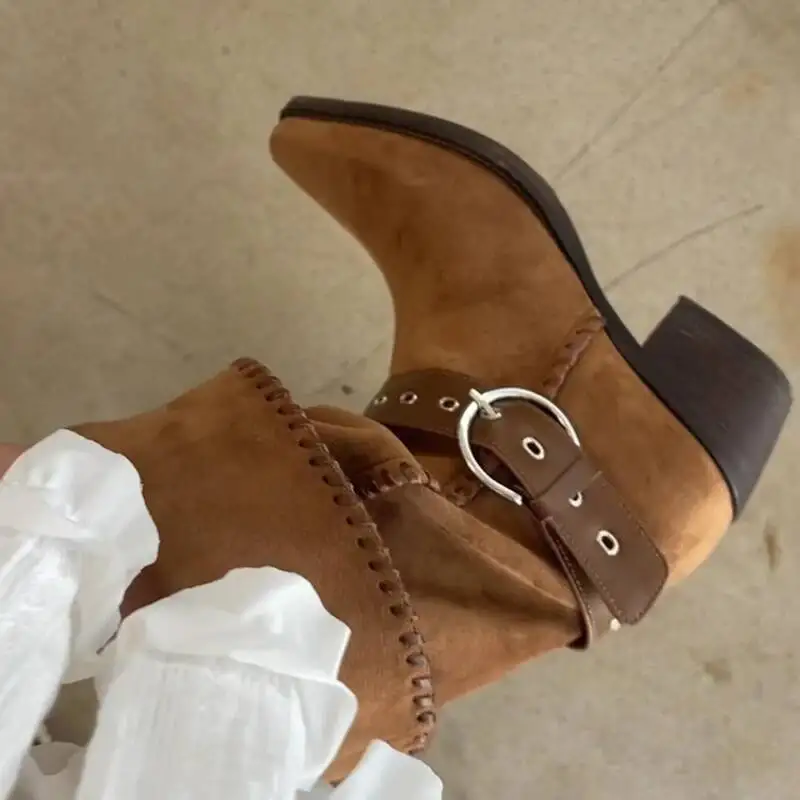 الأحذية النسائية الجلد المدبوغ حذاء من الجلد أشار تو أحذية بكعب مصمم شتاء جديد فارس المصارع مضخات أنيقة Mujer بوتاس #4