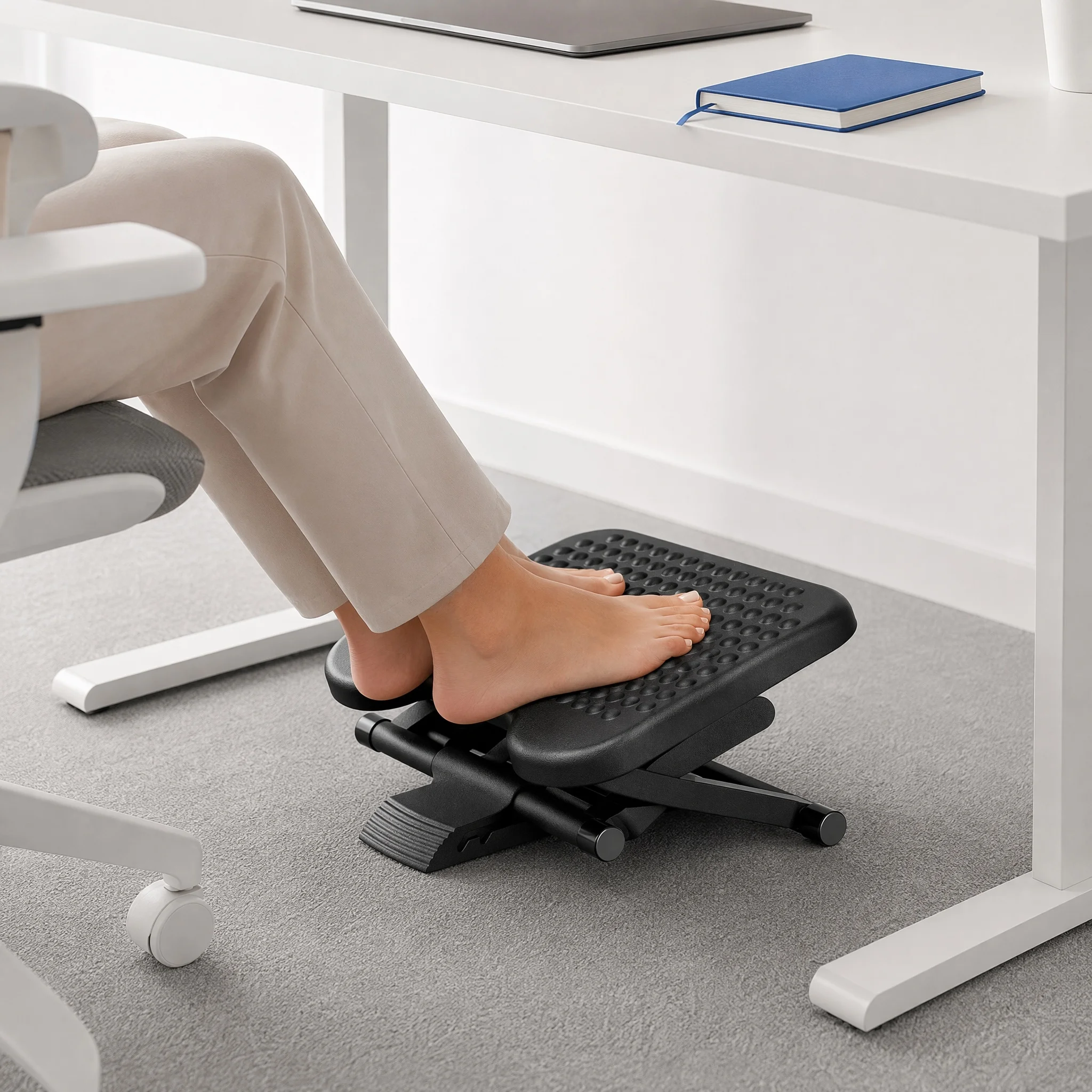 1/2pcs Adjustable Desk Footrest, Foot Rest for Under Desk at Work with Massage, Adjustable Foot Stool with 3 Height Position & 30 Degree Tilt Angle Adjustment for Home, Office