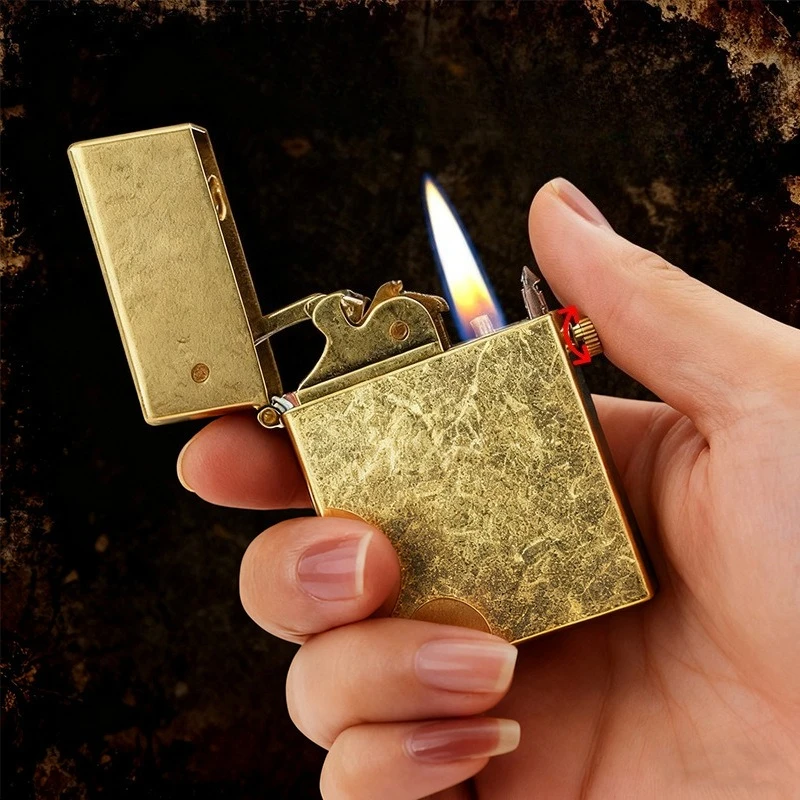 Chinese Style Metal Kerosiene Lighter with One Click Ejection Ignition, Zhakrim Metal Grinding Wheel, High-end Boyfriend Lighter