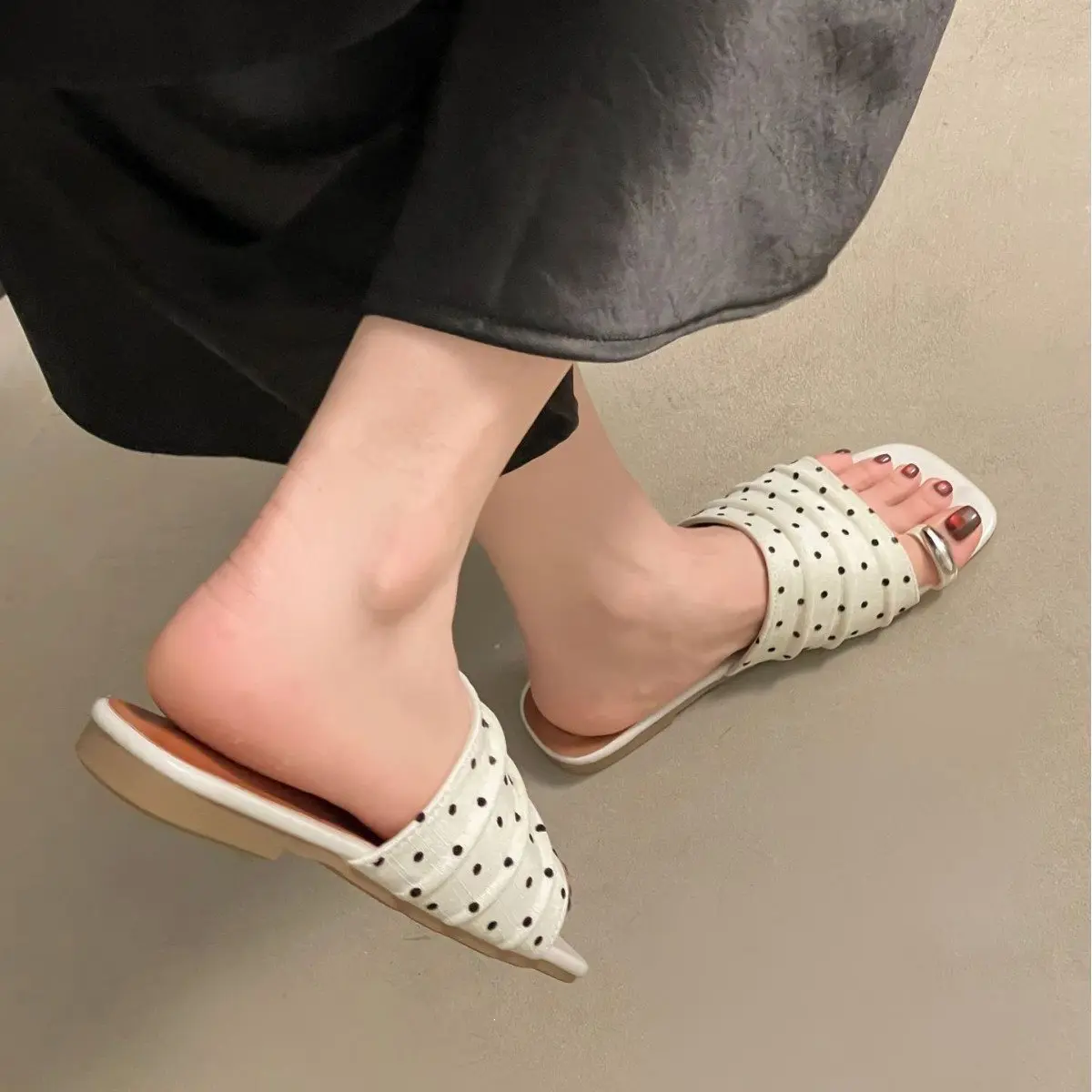 Polka Dot Women Slippers Comfort Clip Toe Soft Sole Slip On Flats Shoes Summer Beach Ladies Fashion Slide Shoes