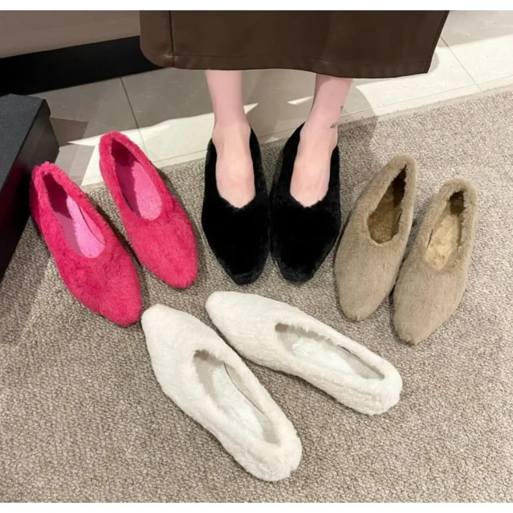 

New Winter Fur pointed Toe Shoes Ladies Fluffy Plush Flats Retro Warm Loafers Women Casual Shoes Female Mules