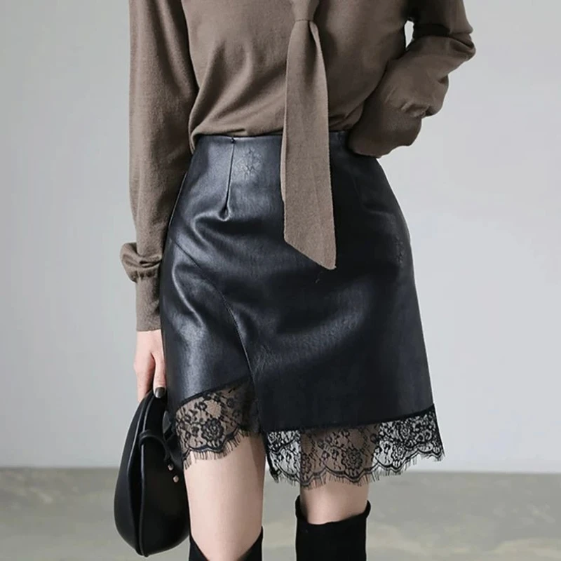 

Leather Stitching Lace Skirt 2025 Spring and Autumn Elegant Black A Word High Waist Women's Hip Leather Skirt