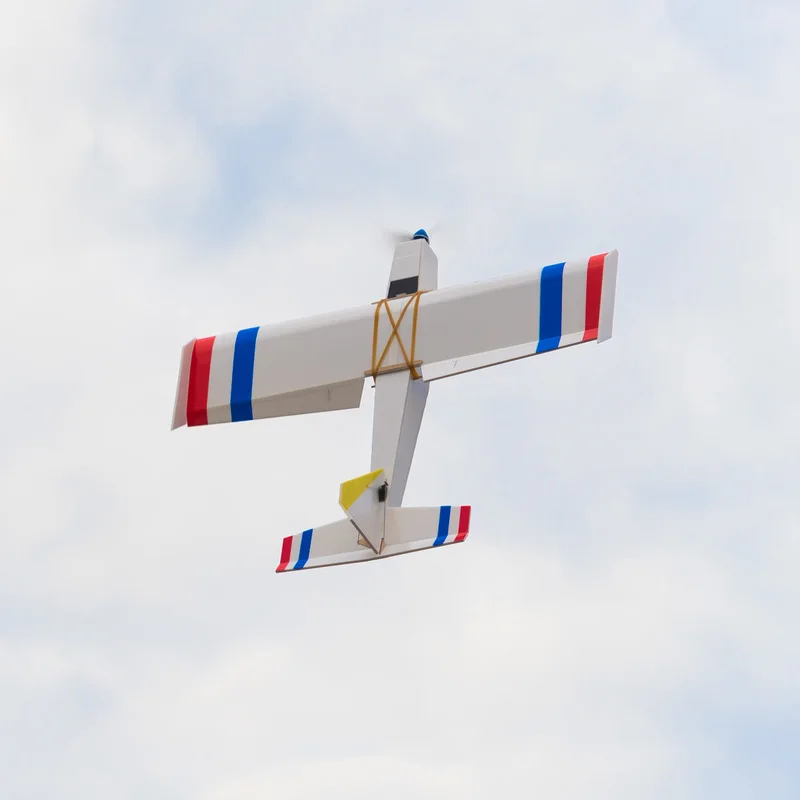 طائرة ماجيك وينج 90 نموذجية للمبتدئين مصنوعة يدويًا يمكنك صنعها بنفسك نموذج طائرة يتم التحكم فيها عن بعد #1