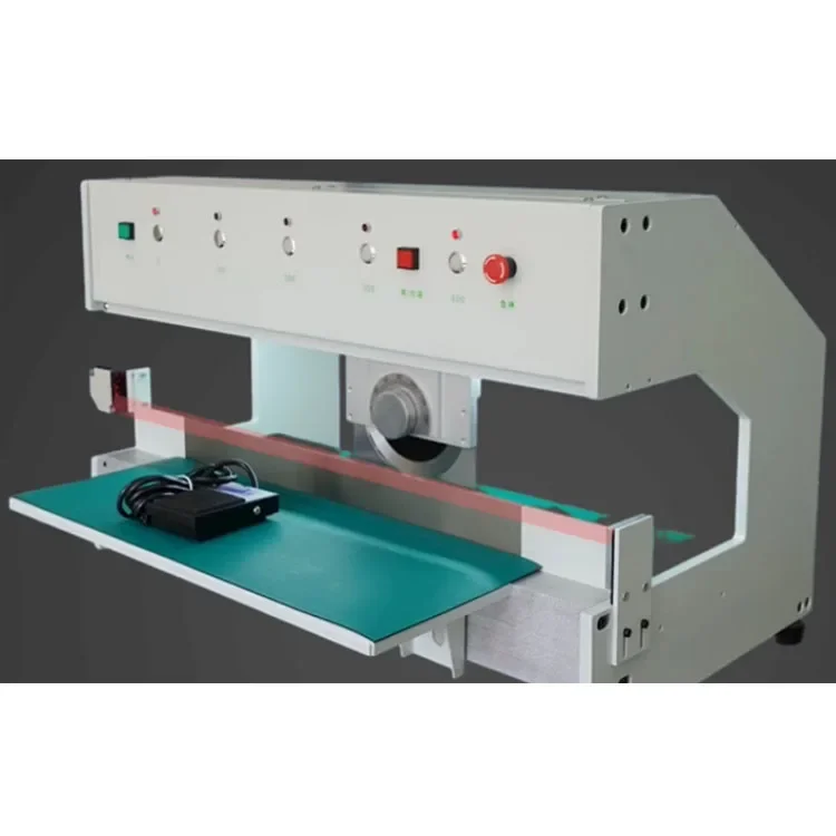 Linea di produzione PCB LED Attrezzatura SMT Macchina da taglio ad alta velocità Macchina per spaccare e rivestimenti di schede Tagliatrice PCB