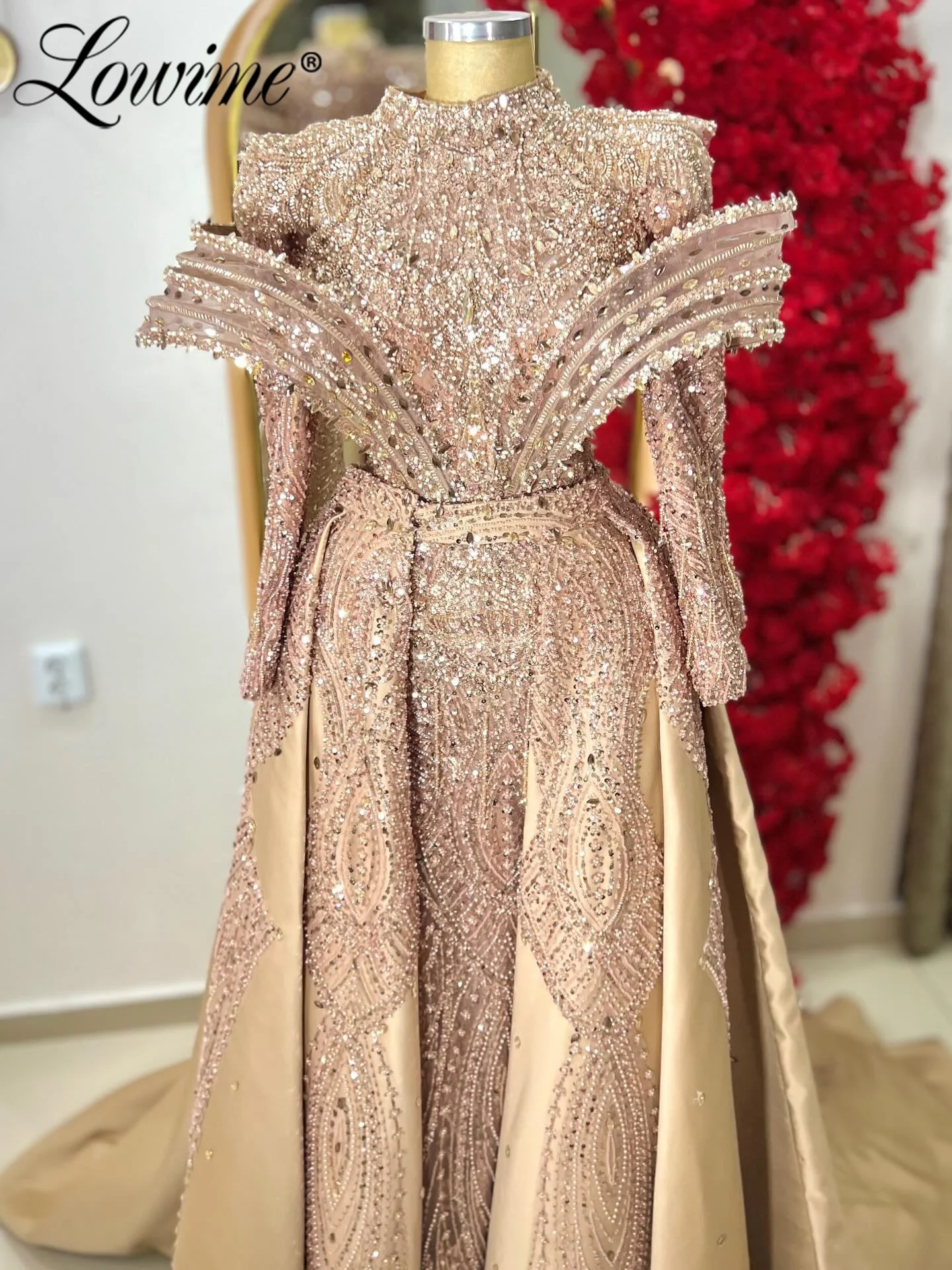

Sparkle Glitter Sequined Crystals Long Sleeves Arabic Evening Dresses with Overskirt Customized Saudi Arabia Wedding Party Dress