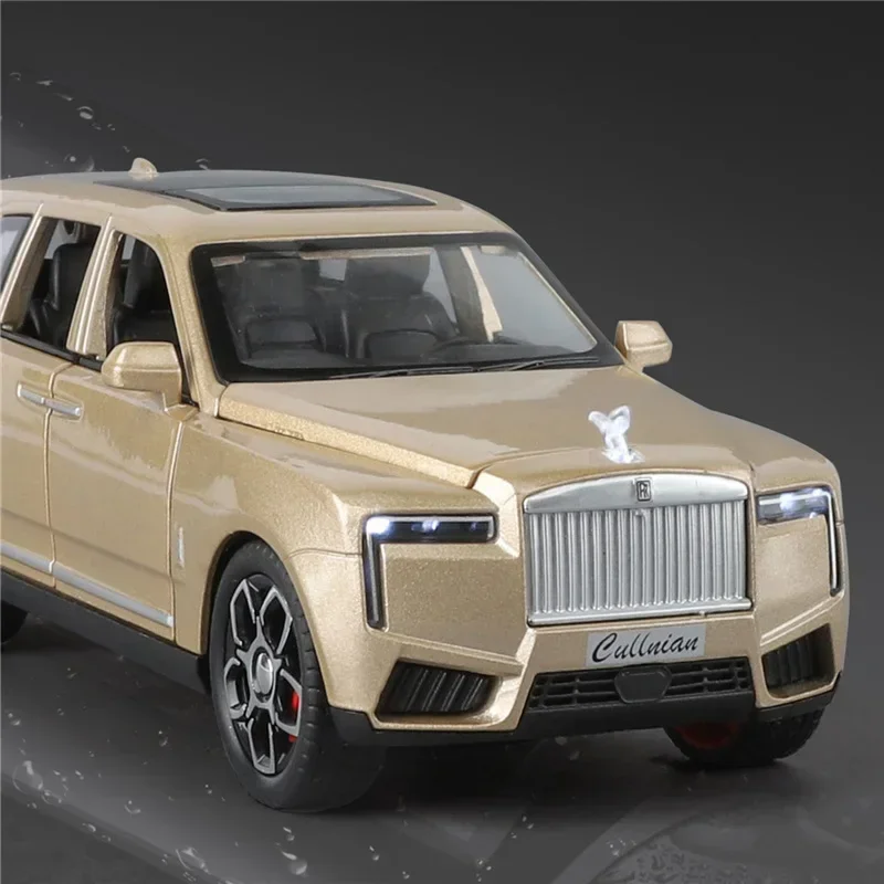 

1:32 Rolls-Royce Cullinan 2025 Luxury SUV Model Diecast Alloy Metal Car with Sound & Light, Pull Back Simulation Vehicle, Premiu