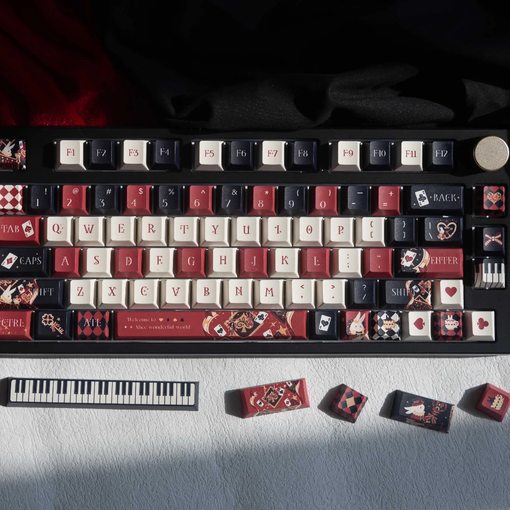 Imagem -03 - Teclado de Piano Vermelho e Azul dos Desenhos Animados Cherry Alice Retro Keycaps Barra de Espaço Dividida l Shape Enter 138 Teclas 2.25u 7u